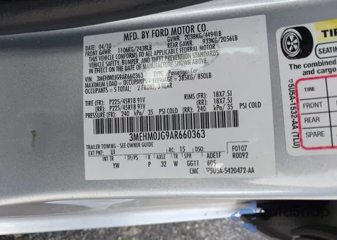 2010 Mercury Milan Premier z USA, uszkodzony, nr VIN 3MEHM0JG9AR660363